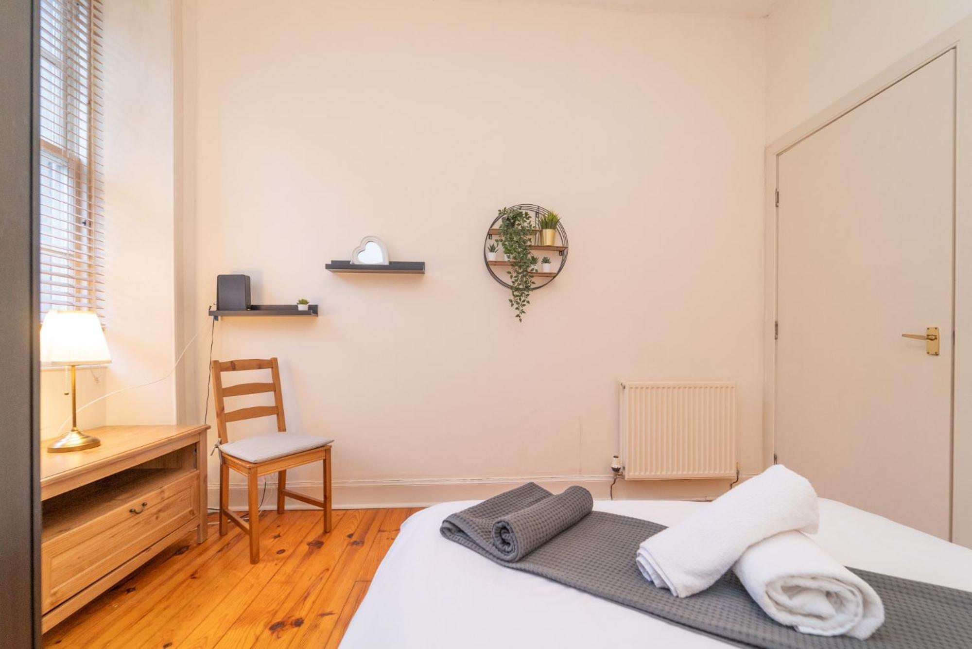 Large City Corner Apartment Edynburg Zewnętrze zdjęcie