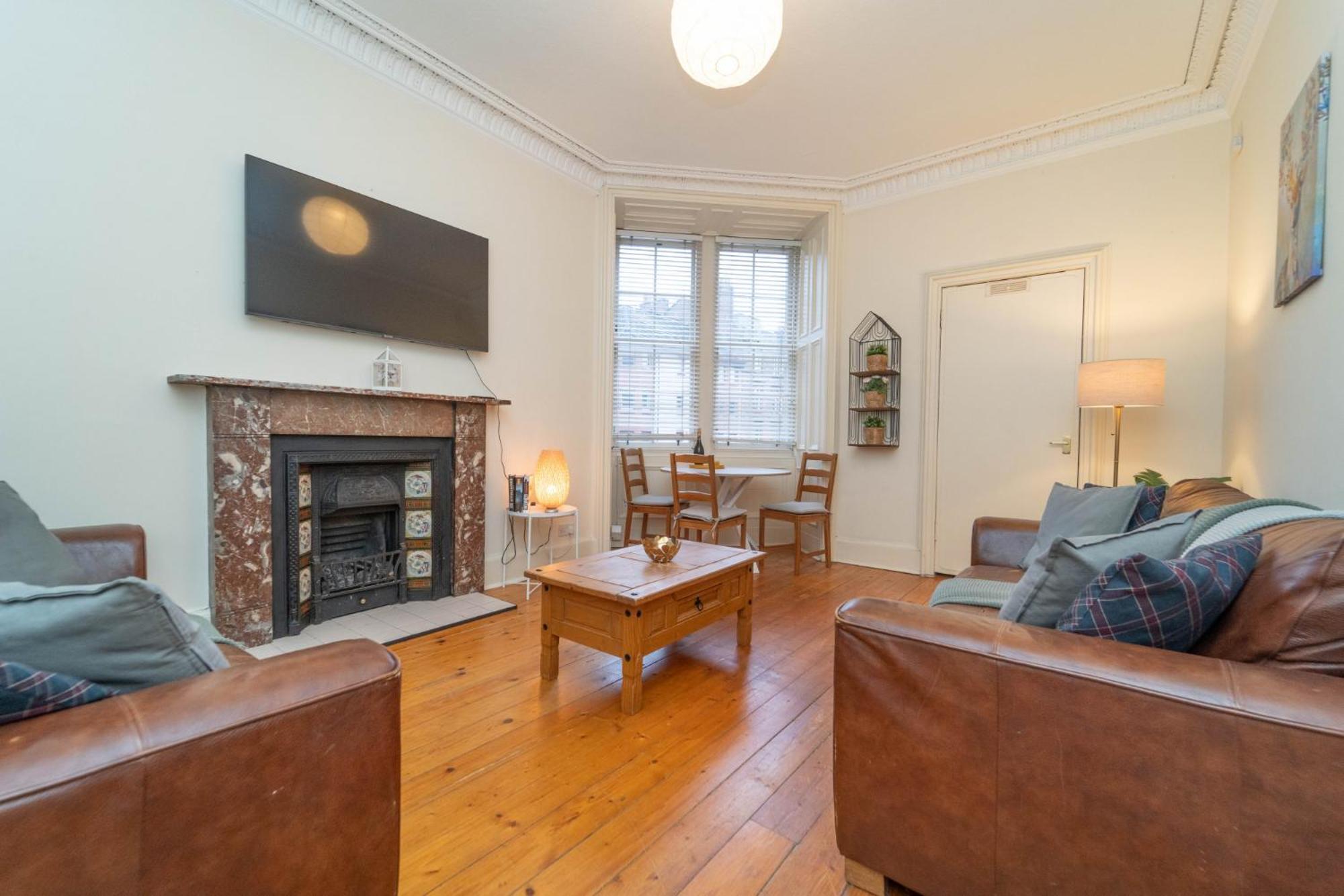 Large City Corner Apartment Edynburg Zewnętrze zdjęcie